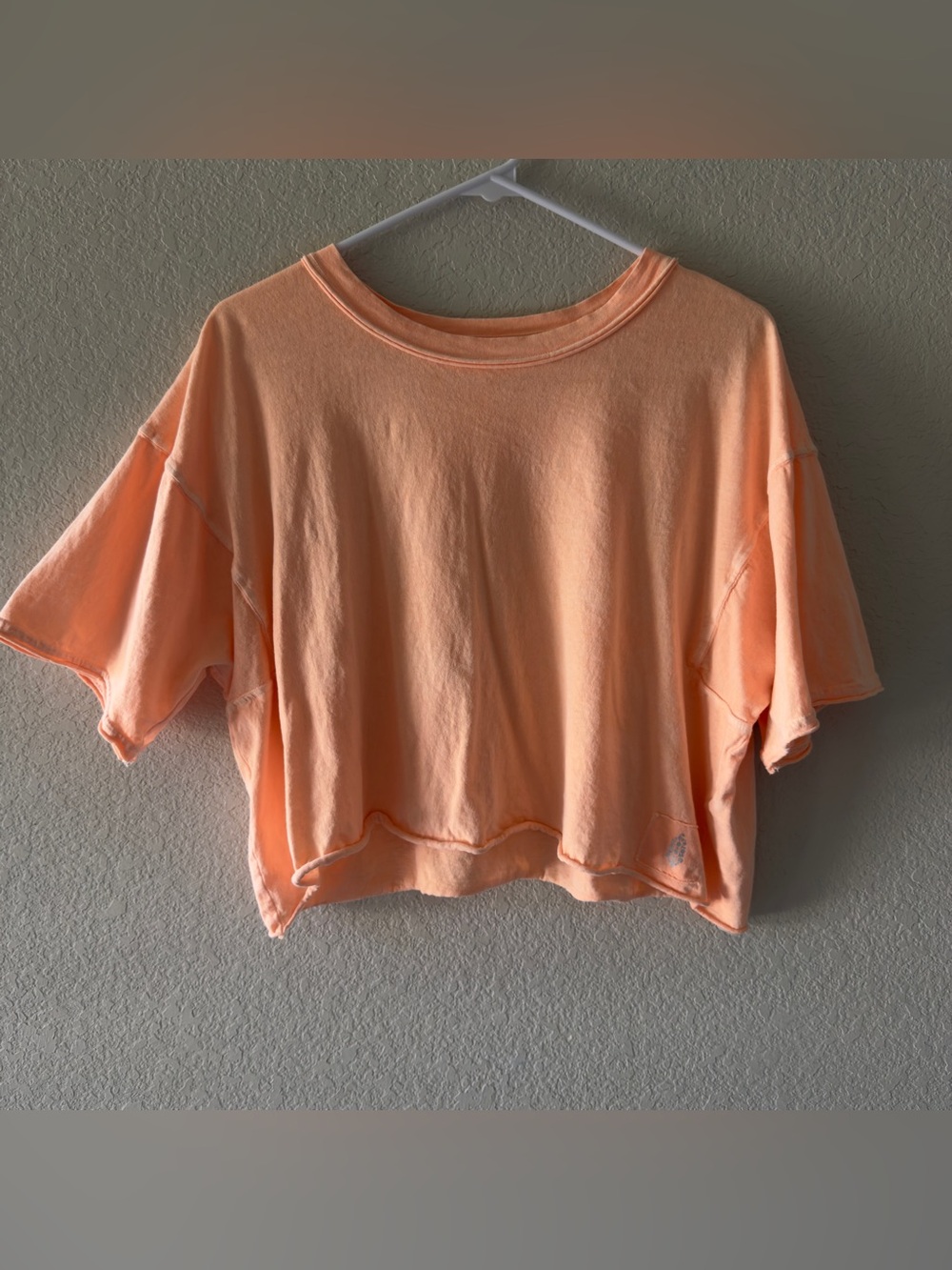 Free People Movement Washed Peach Raw Hem Cropped Tee Size S